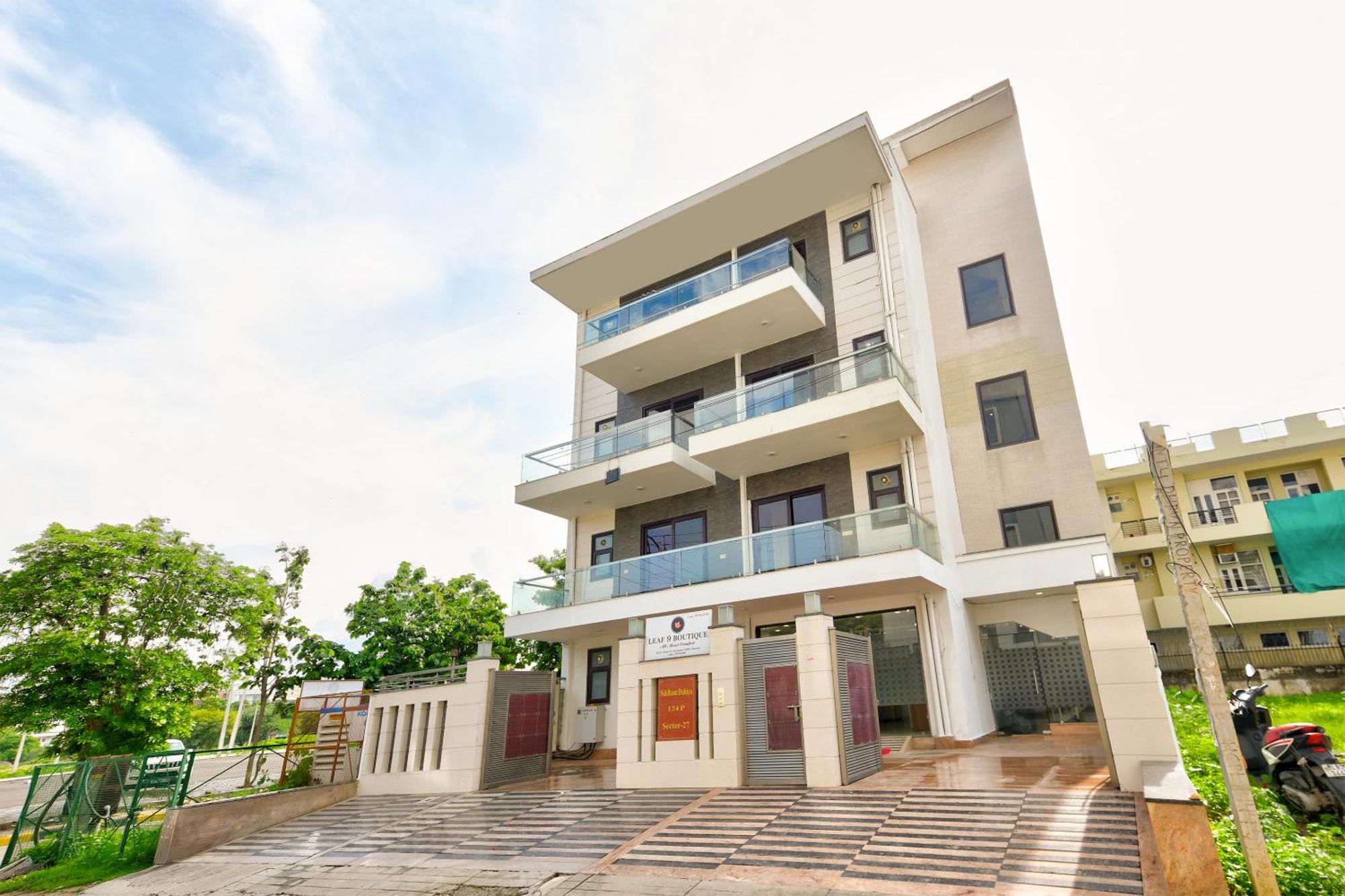Hotel Leaf 9 Boutique, Near Golf Course Road And Galleria Market Gurgaon Exteriör bild