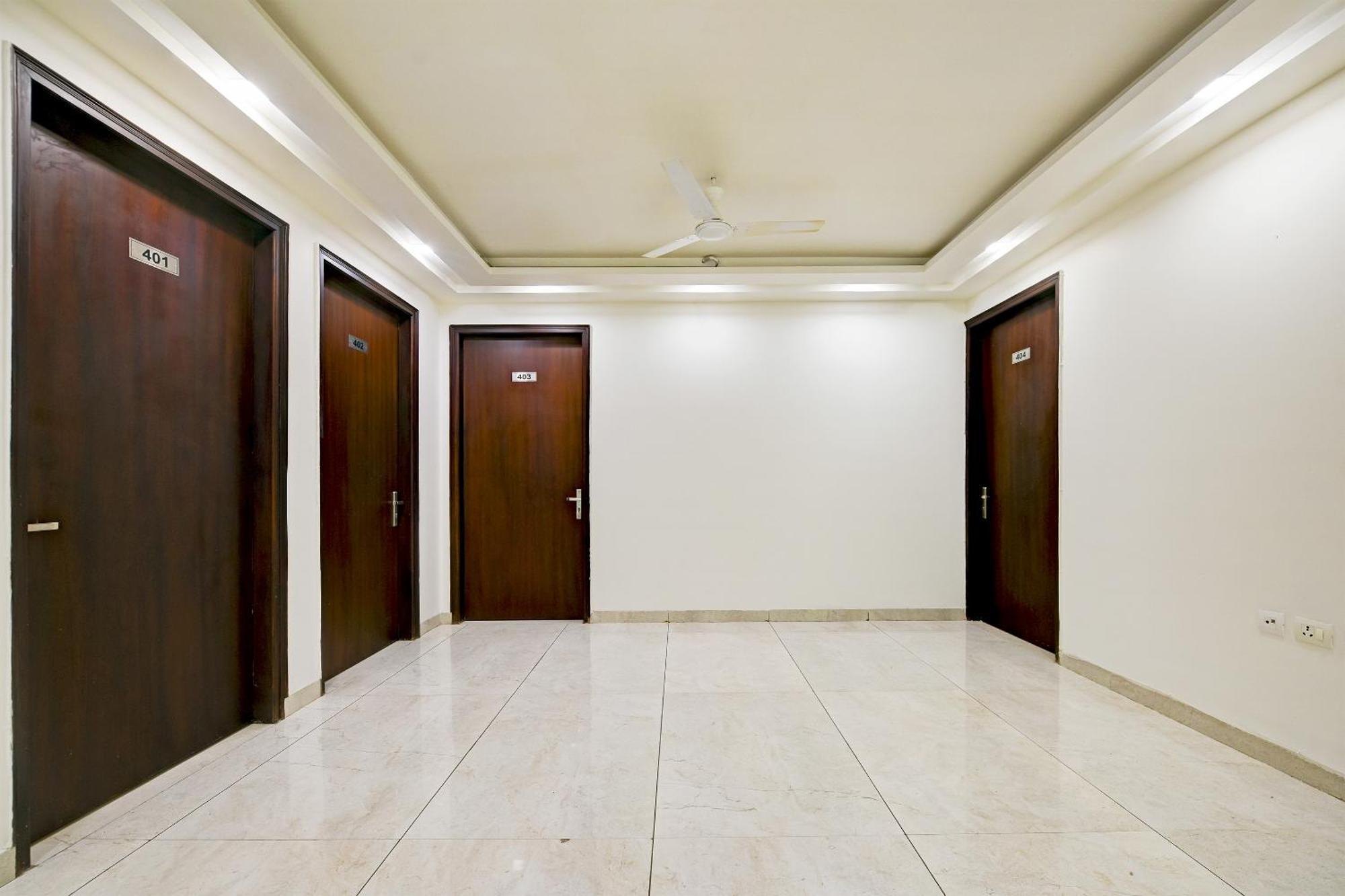 Hotel Leaf 9 Boutique, Near Golf Course Road And Galleria Market Gurgaon Exteriör bild